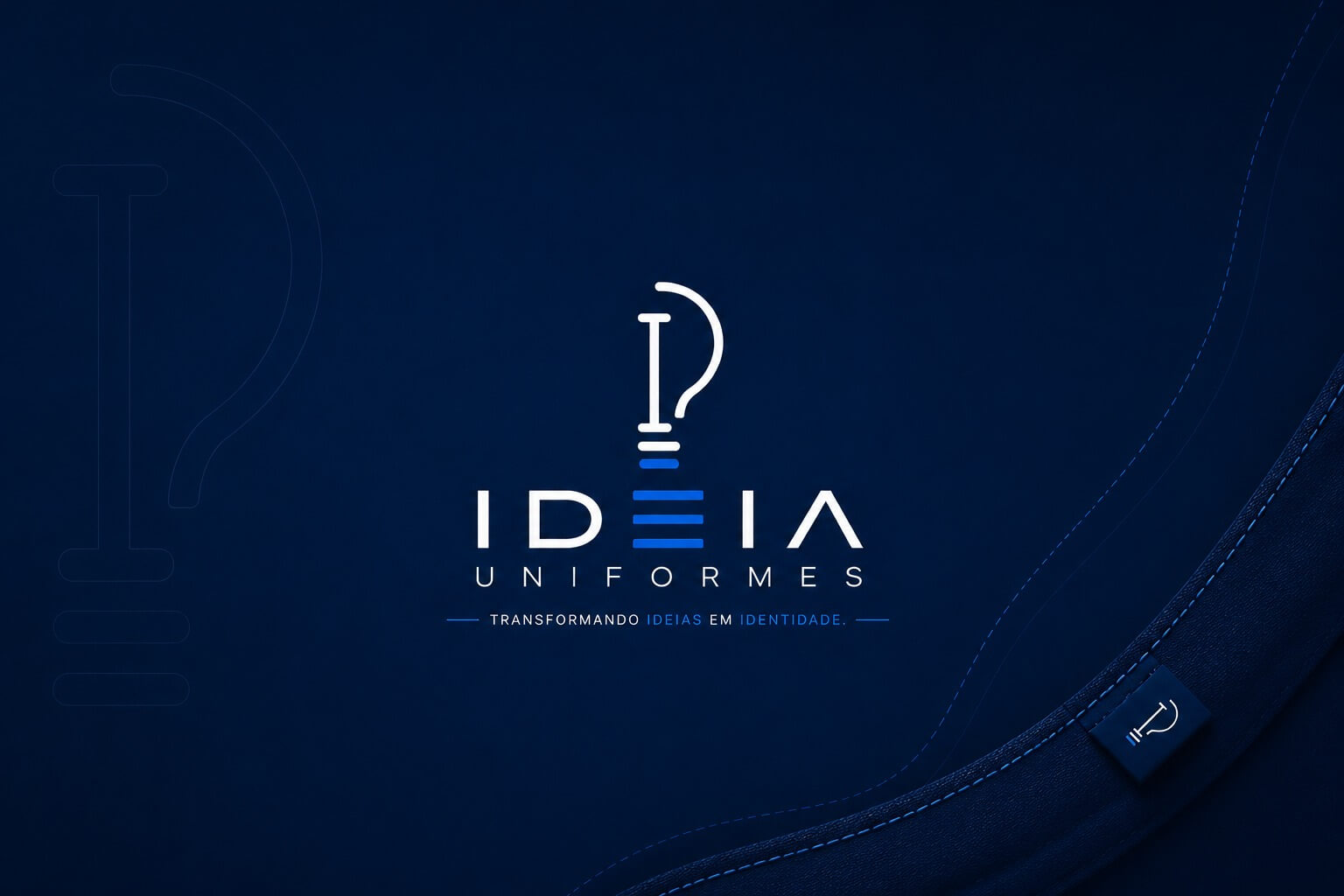 Detalhe do logo bordado em tecido texturizado de uniforme